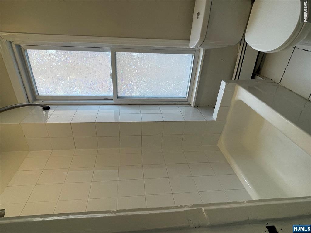 14 Hilliard Avenue 5 Property Photo 12