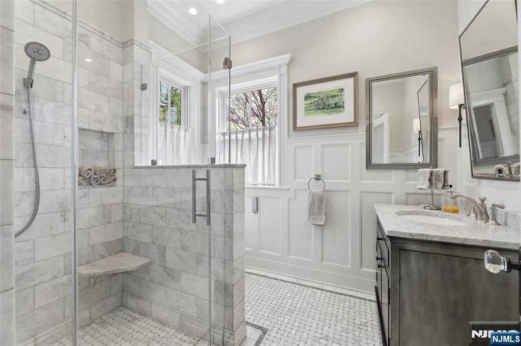 128 Westervelt Avenue Property Photo 39