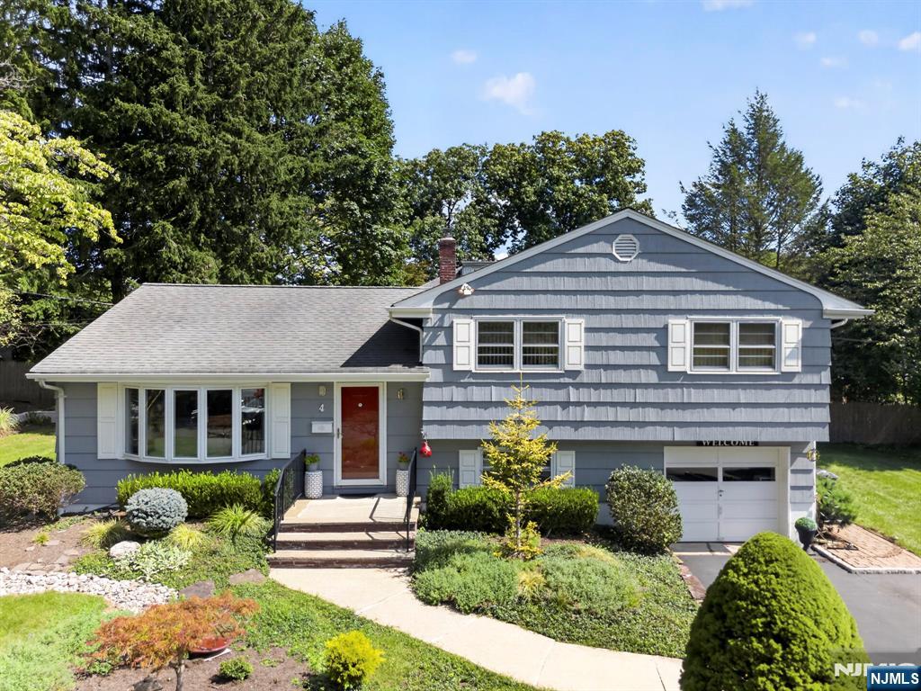 4 Kenyon Court Property Photo 1