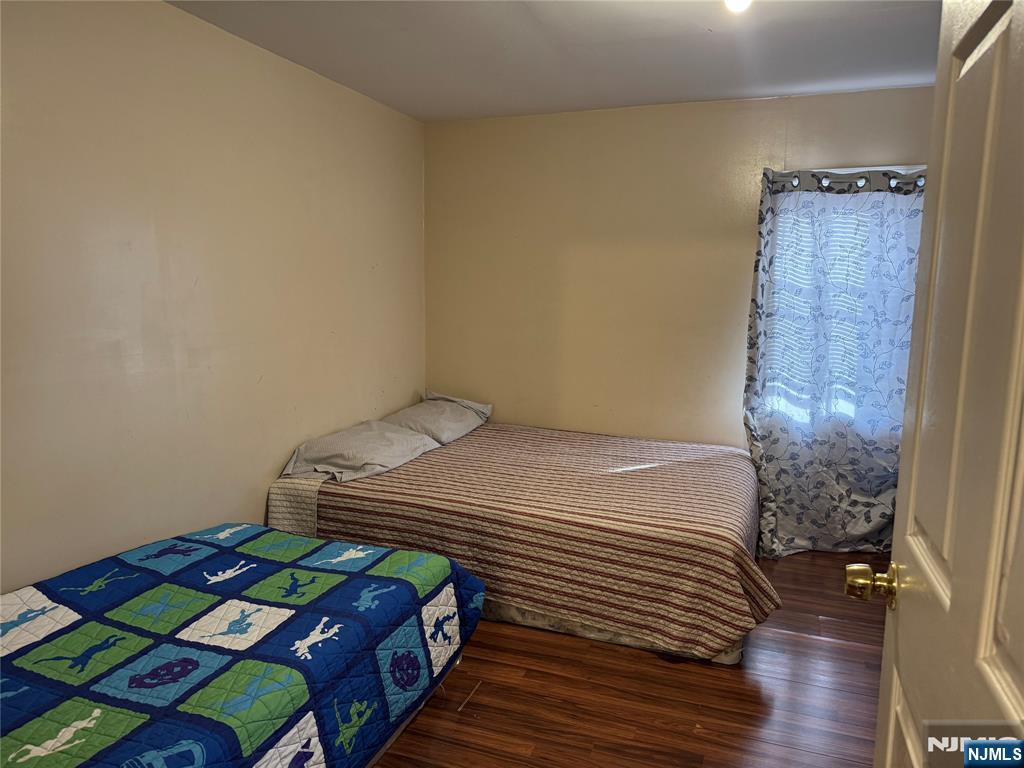 253 Crystal Street Property Photo 12
