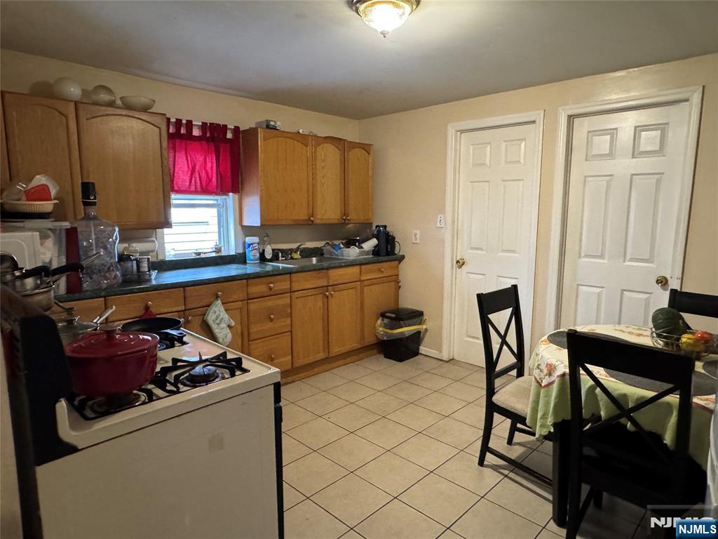 253 Crystal Street Property Photo 14