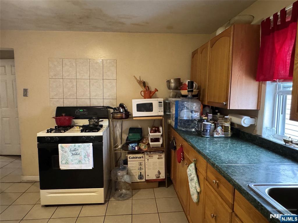 253 Crystal Street Property Photo 15