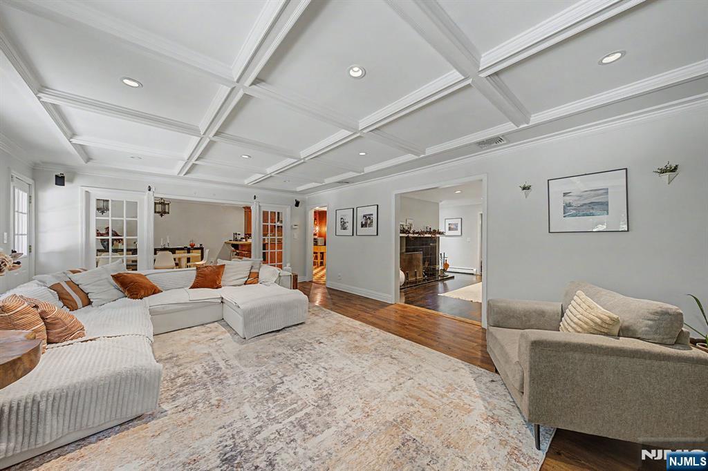 89 Closter Dock Road Property Photo 4