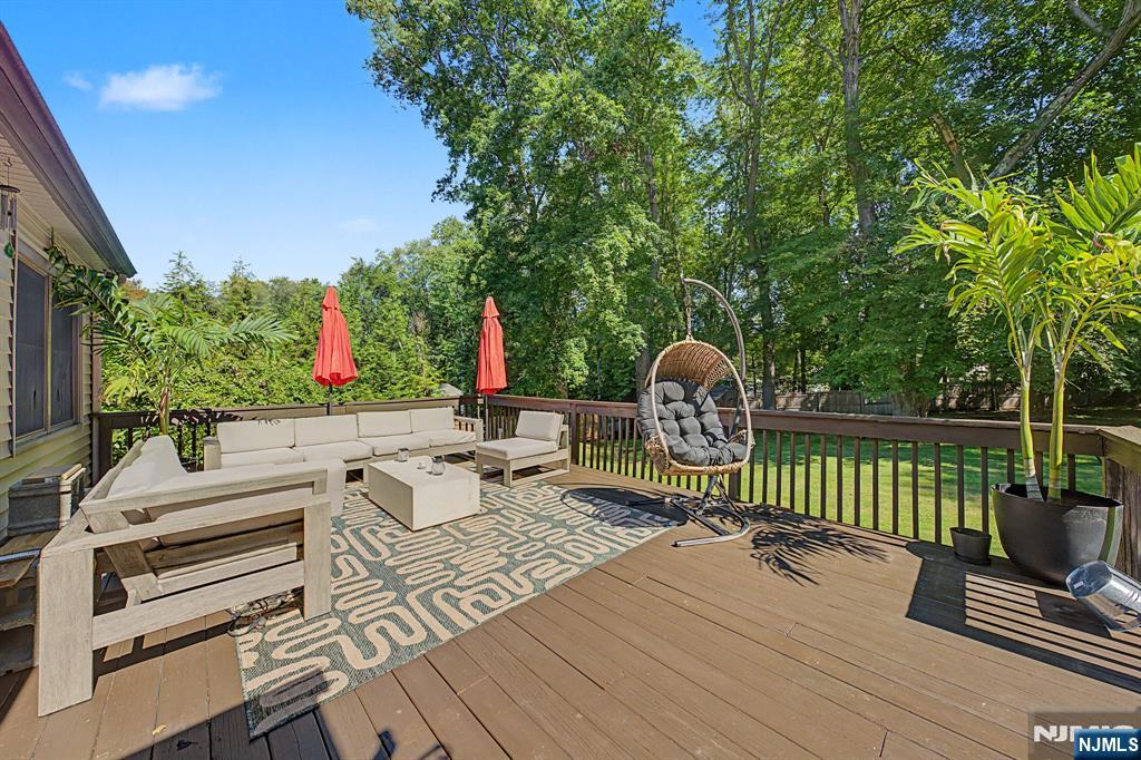 89 Closter Dock Road Property Photo 28