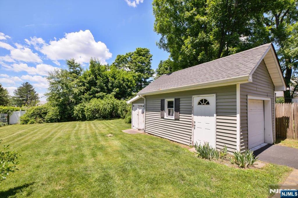 254 Elm Avenue Property Photo 23