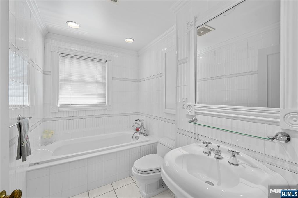 235 Kinderkamack Road Property Photo 41