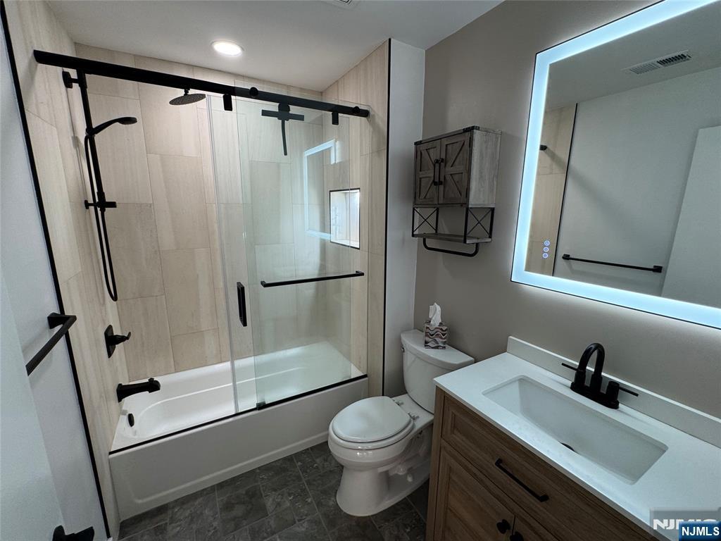 831 Juniper Way 831 Property Photo 10