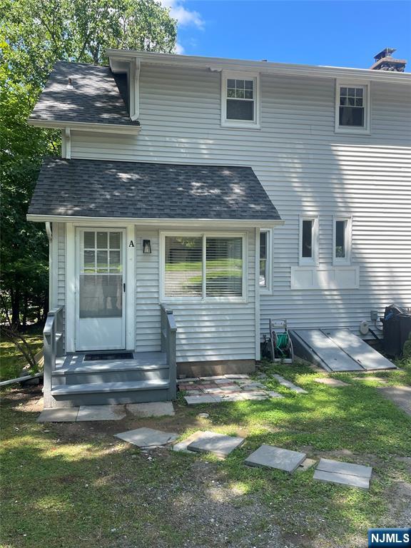 606 Wyckoff Avenue A Property Photo 4
