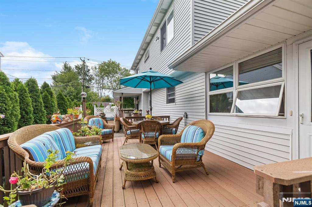 663 Plympton Street Property Photo 29