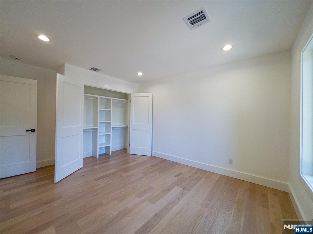 662 Jefferson Avenue Property Photo 11