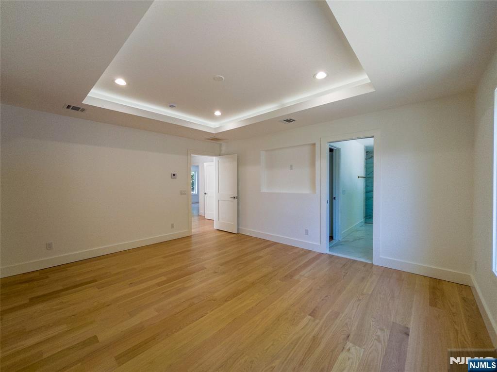 662 Jefferson Avenue Property Photo 19