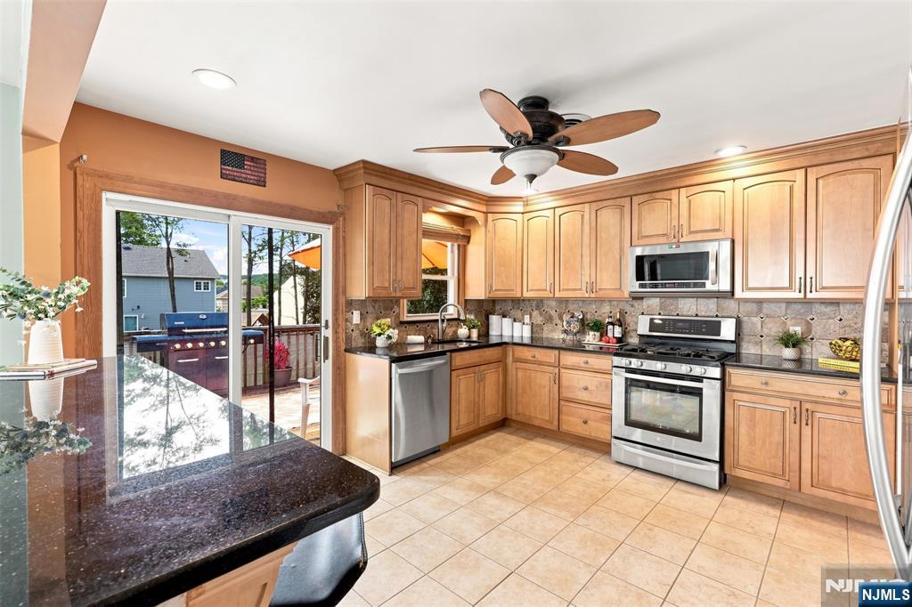 17 Dando Court Property Photo 13