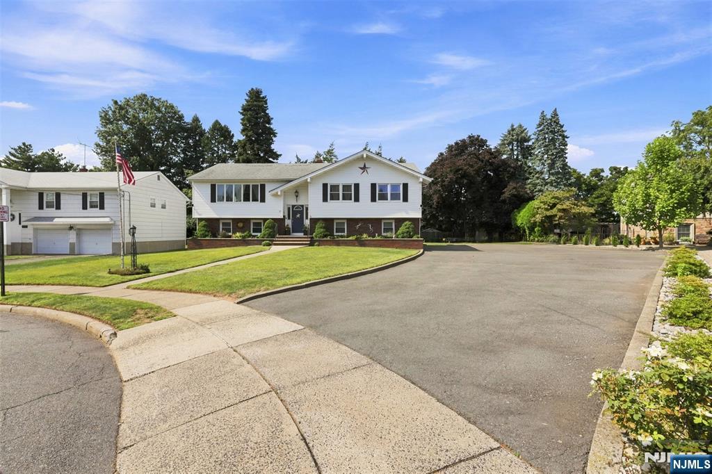 17 Dando Court Property Photo 36