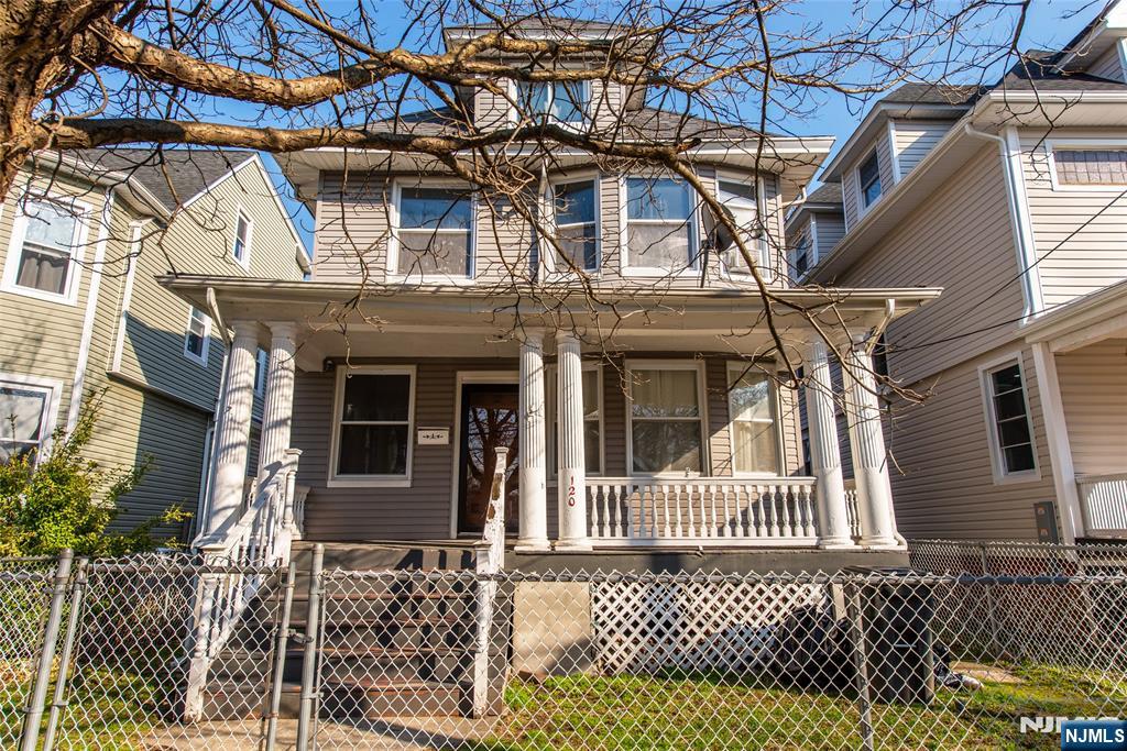 120 Essex Avenue Property Photo 2