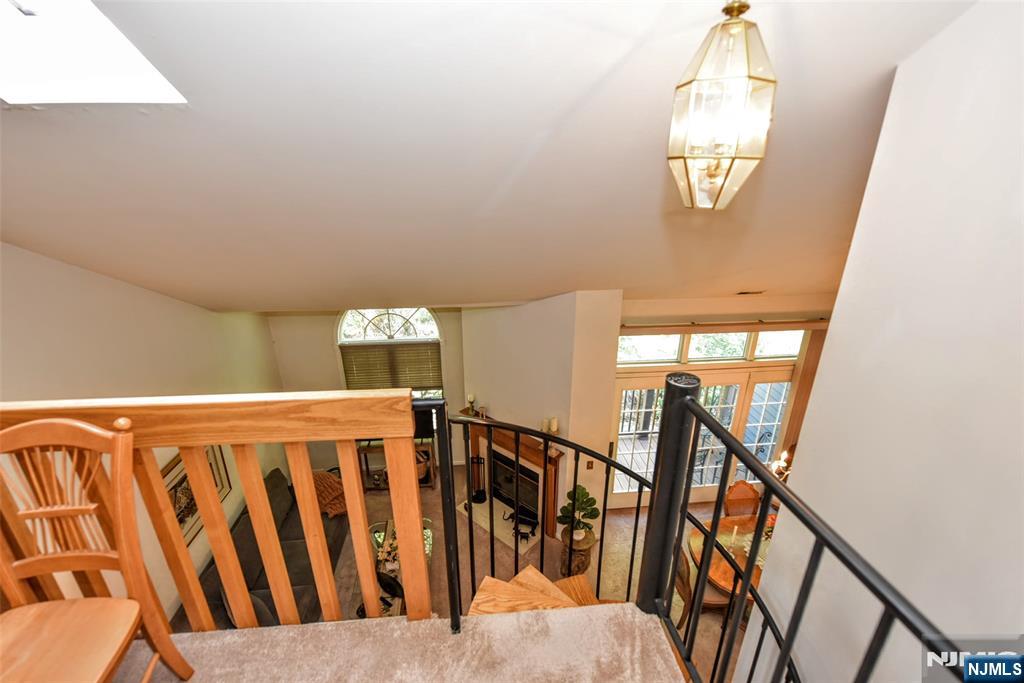 133 Surrey Court Property Photo 22
