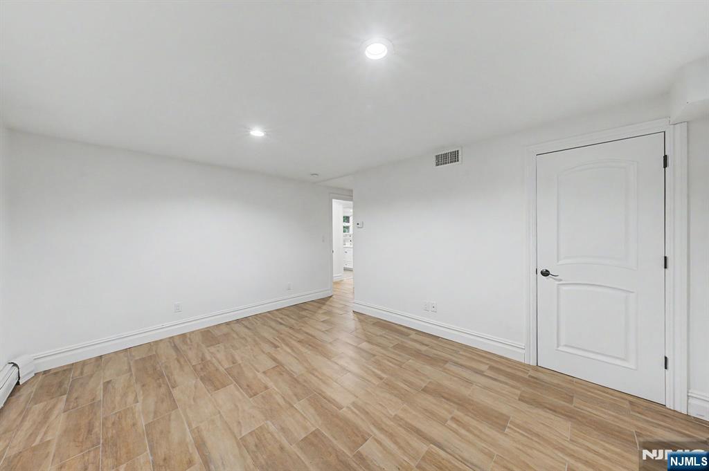 45 Oxford Drive Property Photo 41