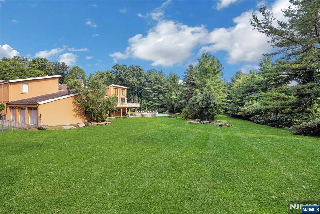 16 Schaffer Road Property Photo 22