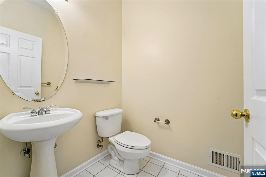 195 Levinberg Lane Property Photo 16