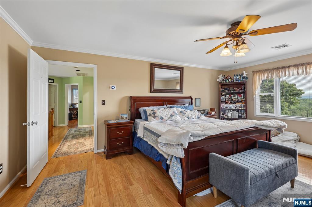 17 Rosenbrook Drive Property Photo 18