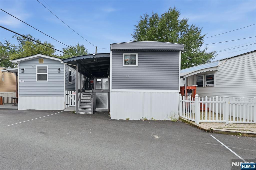 15 Austin Street Property Photo 1