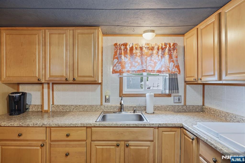 15 Austin Street Property Photo 9