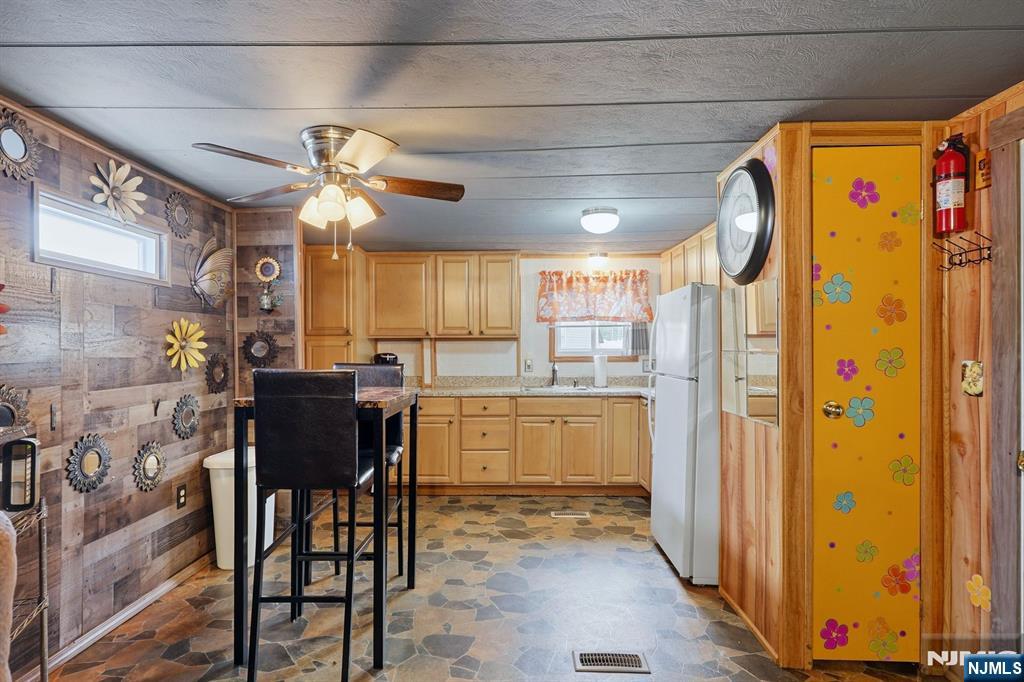 15 Austin Street Property Photo 10