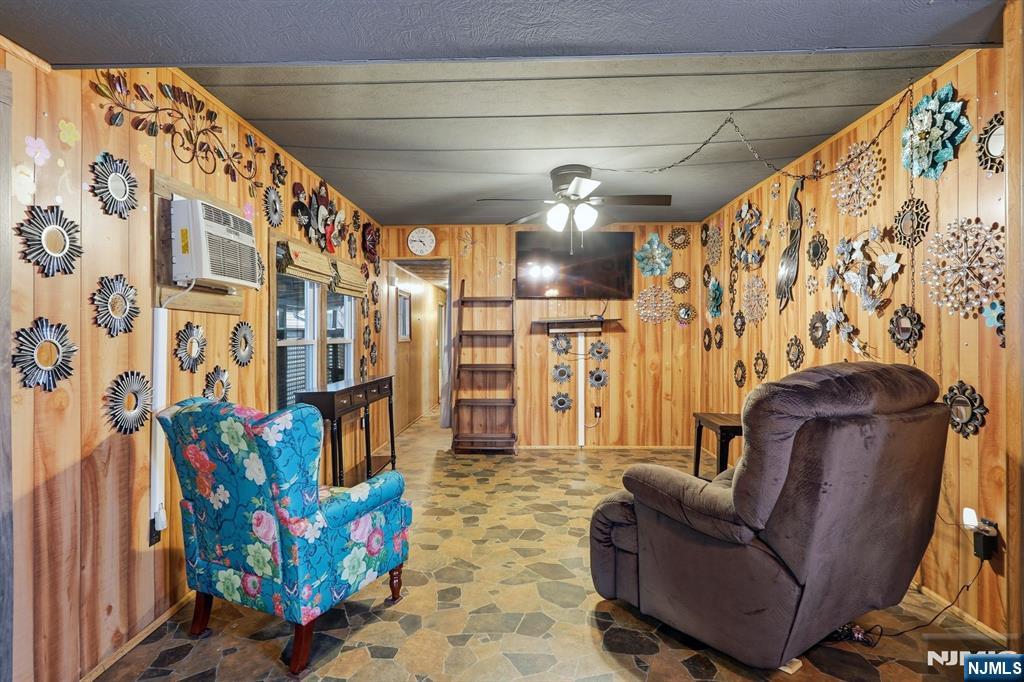 15 Austin Street Property Photo 11