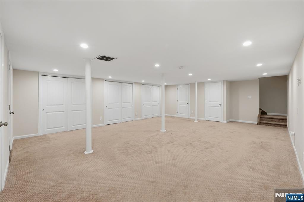 81 Hudson Avenue Property Photo 29