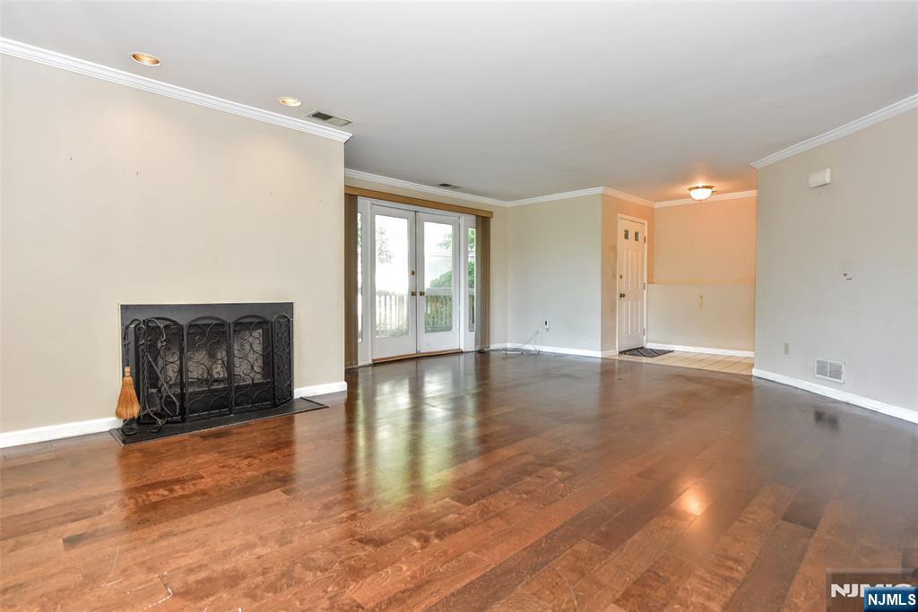 606 Skyline Drive 6 Property Photo 7