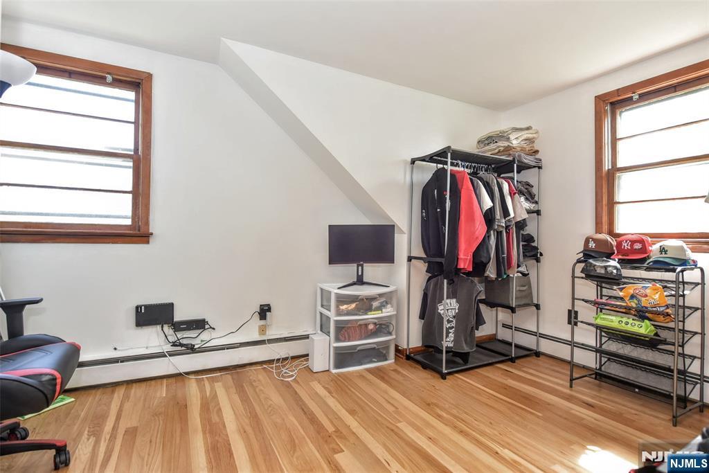 27 Hillcrest Avenue Property Photo 23