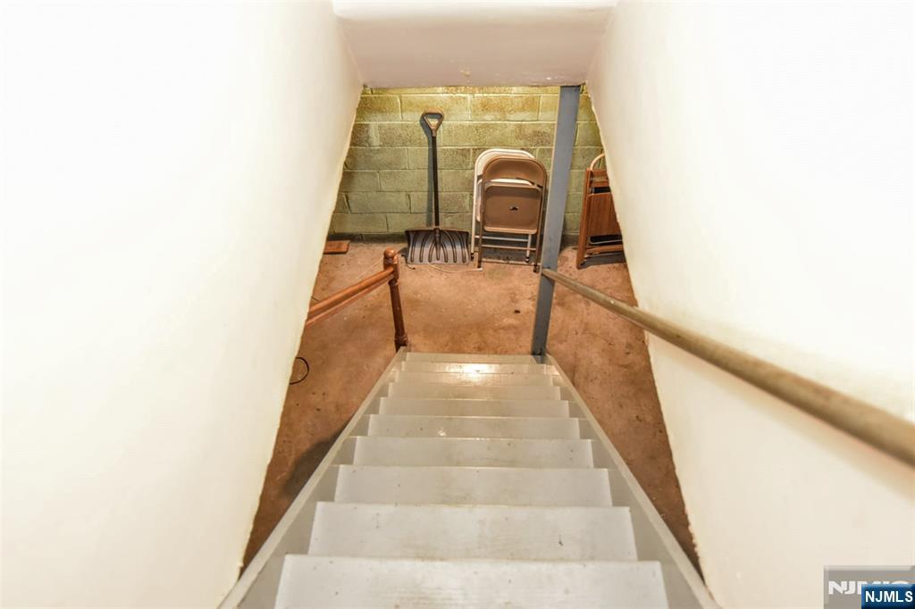 27 Hillcrest Avenue Property Photo 30