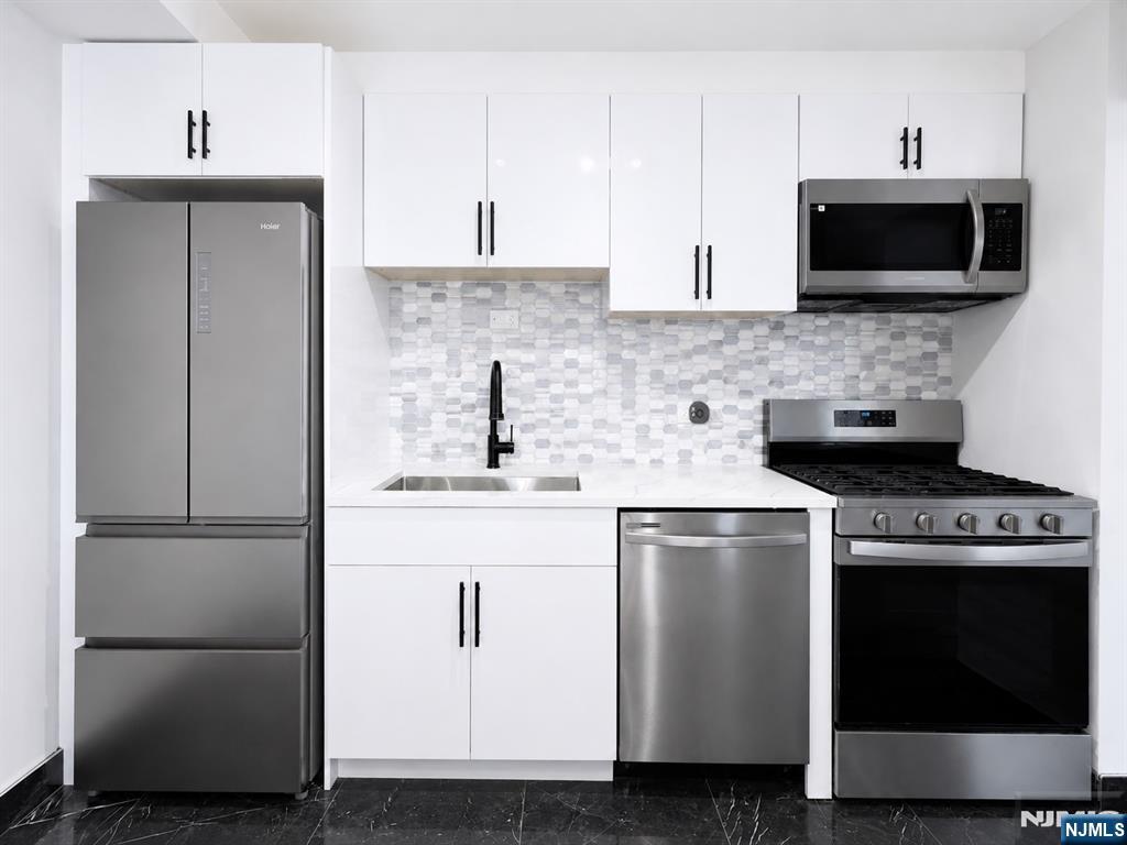7002 Jfk Blvd E 15p Property Photo 5