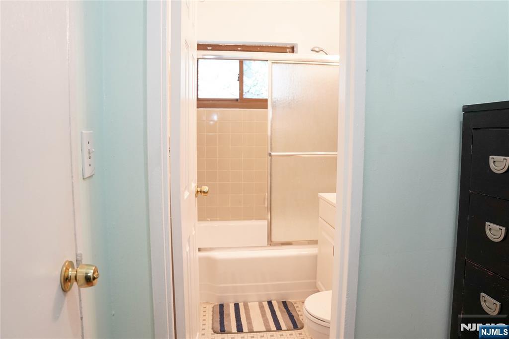 3021 Edwin Avenue 1j Property Photo 10