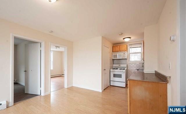 23 Market Street Property Photo 9