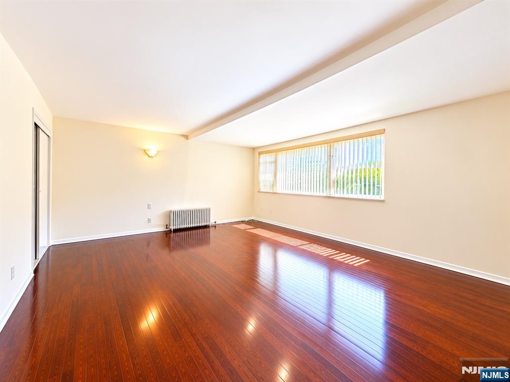 1441 Palisade Avenue Property Photo 9