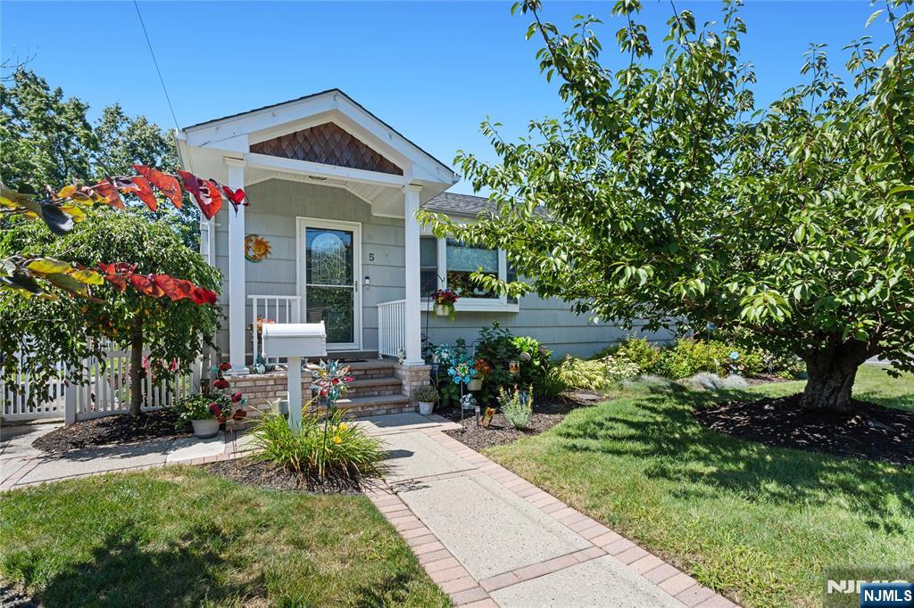 5 Corsi Road Property Photo 3