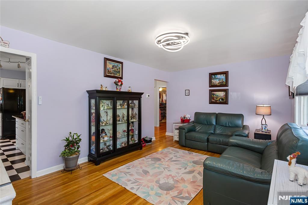 5 Corsi Road Property Photo 4