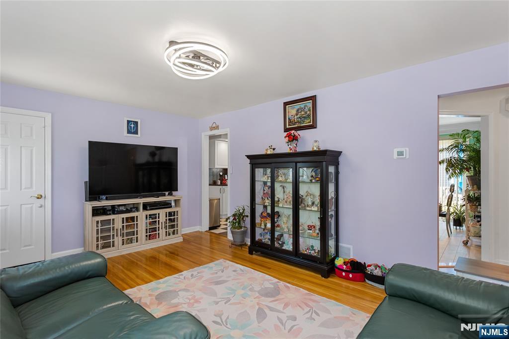 5 Corsi Road Property Photo 6