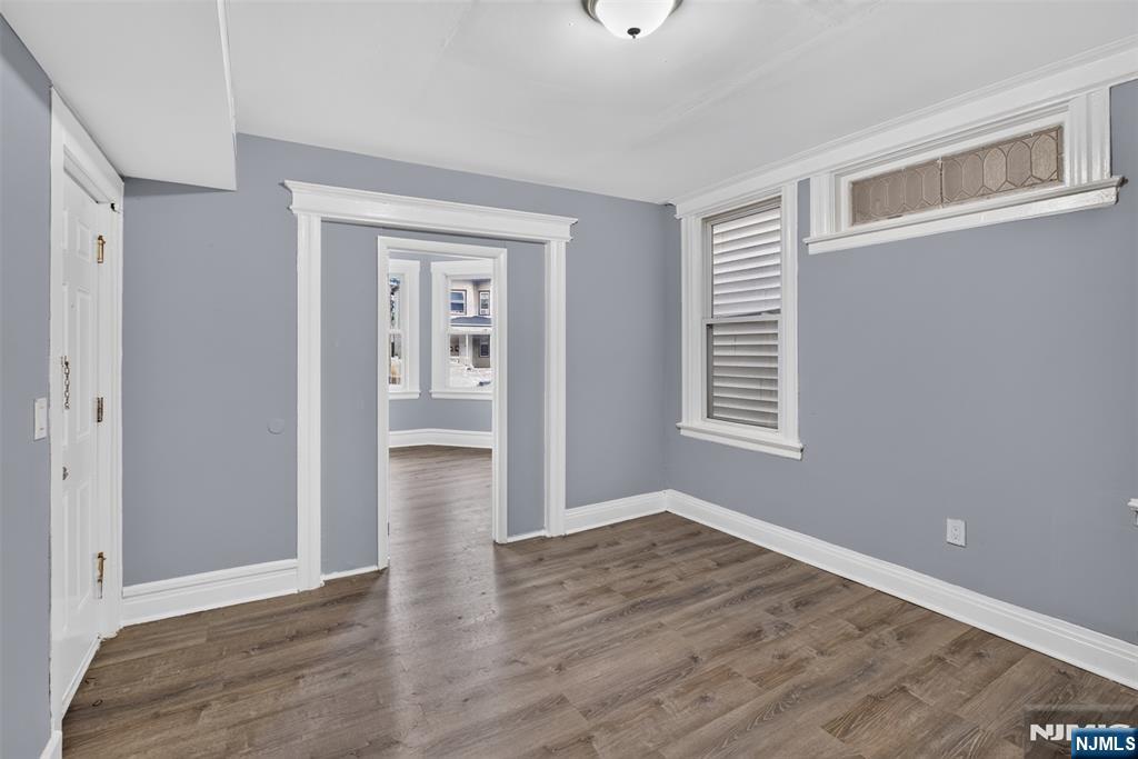 529 Clinton Street Property Photo 14