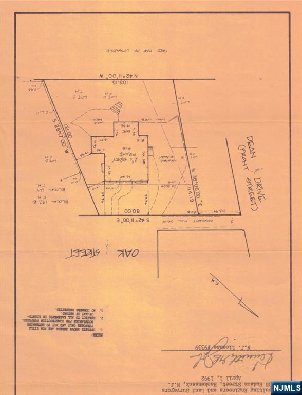 18 Oak Street Property Photo 1