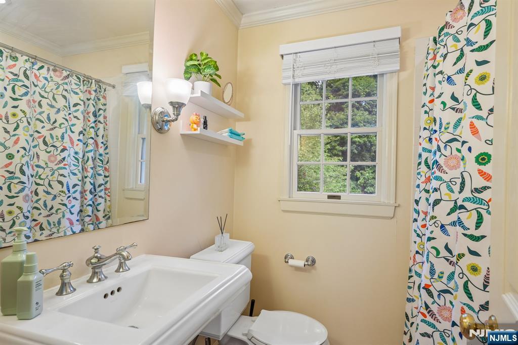 89 Minnehaha Boulevard Property Photo 16