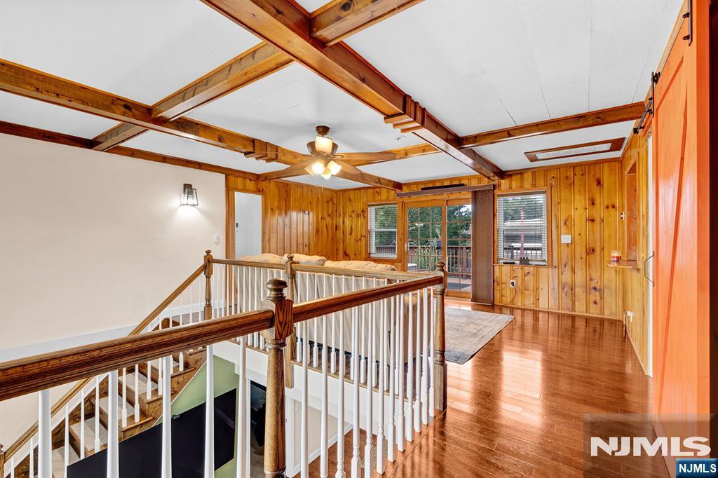 376 Riverside Avenue Property Photo 23