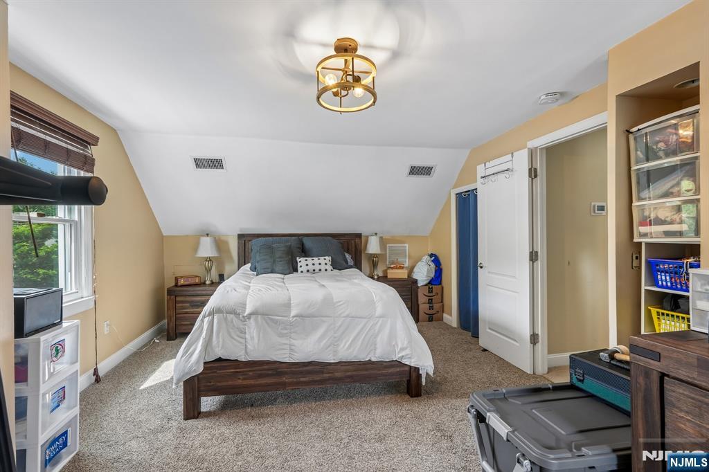 122 Maplewood Avenue Property Photo 17