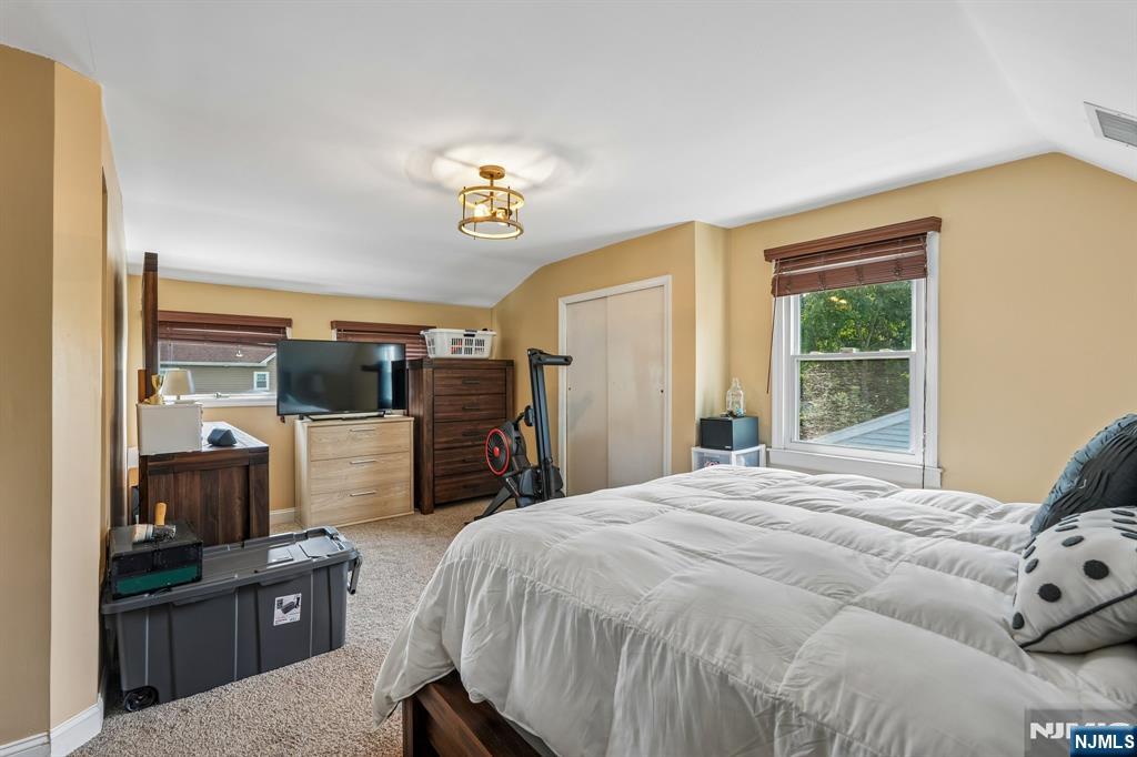 122 Maplewood Avenue Property Photo 18