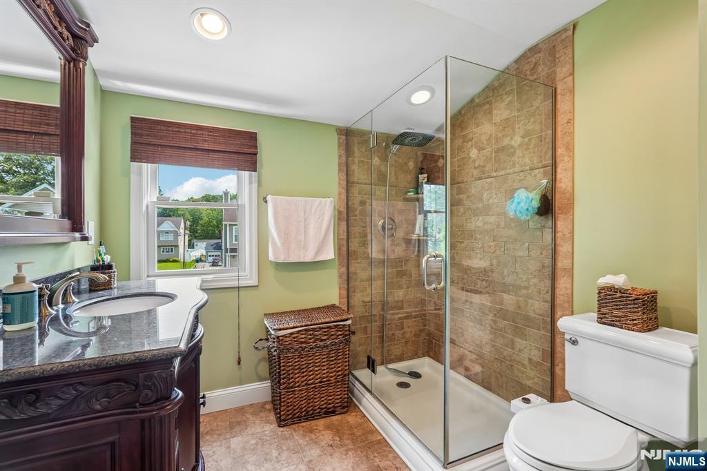 122 Maplewood Avenue Property Photo 20
