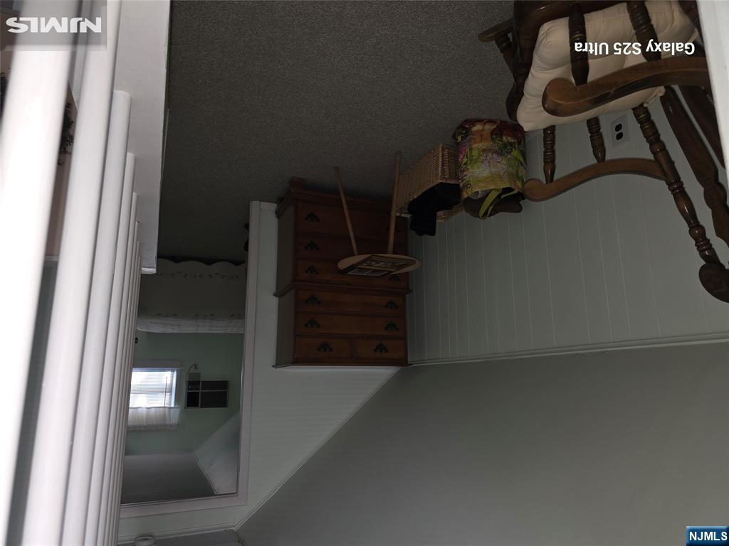 569 Center Avenue Property Photo 13
