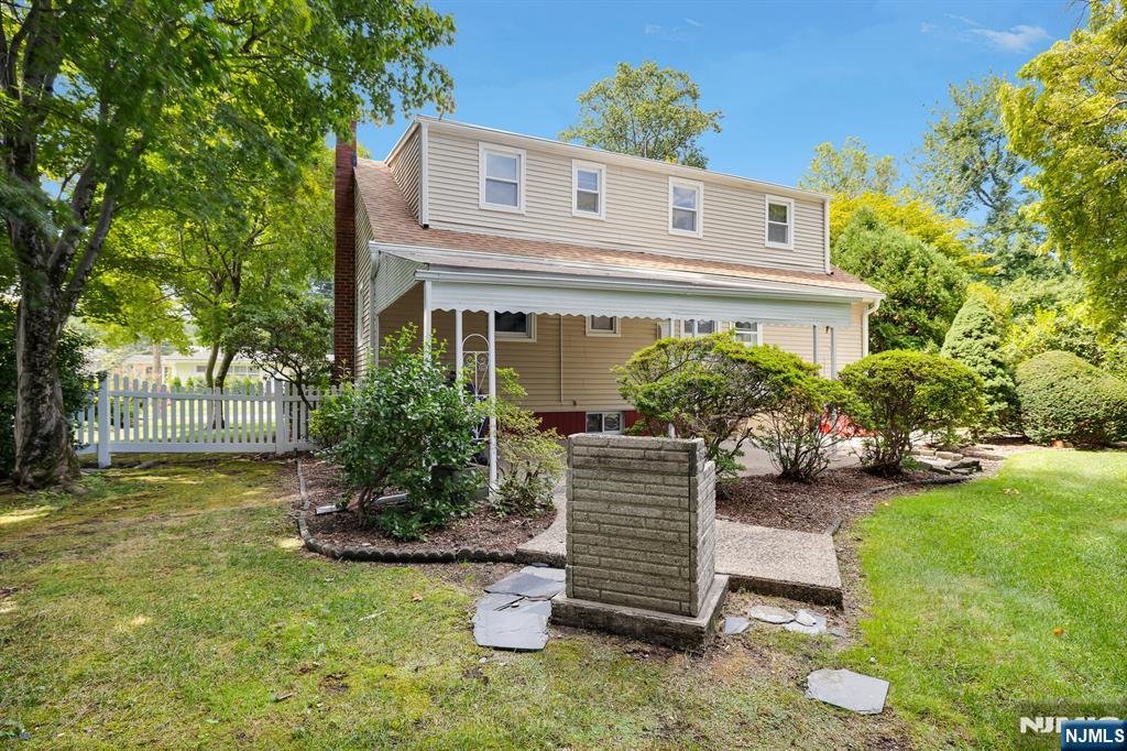 349 N Ridgewood Boulevard Property Photo 45
