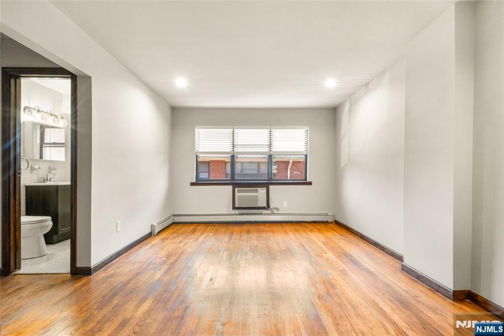 204 Terhune Avenue F Property Photo 2