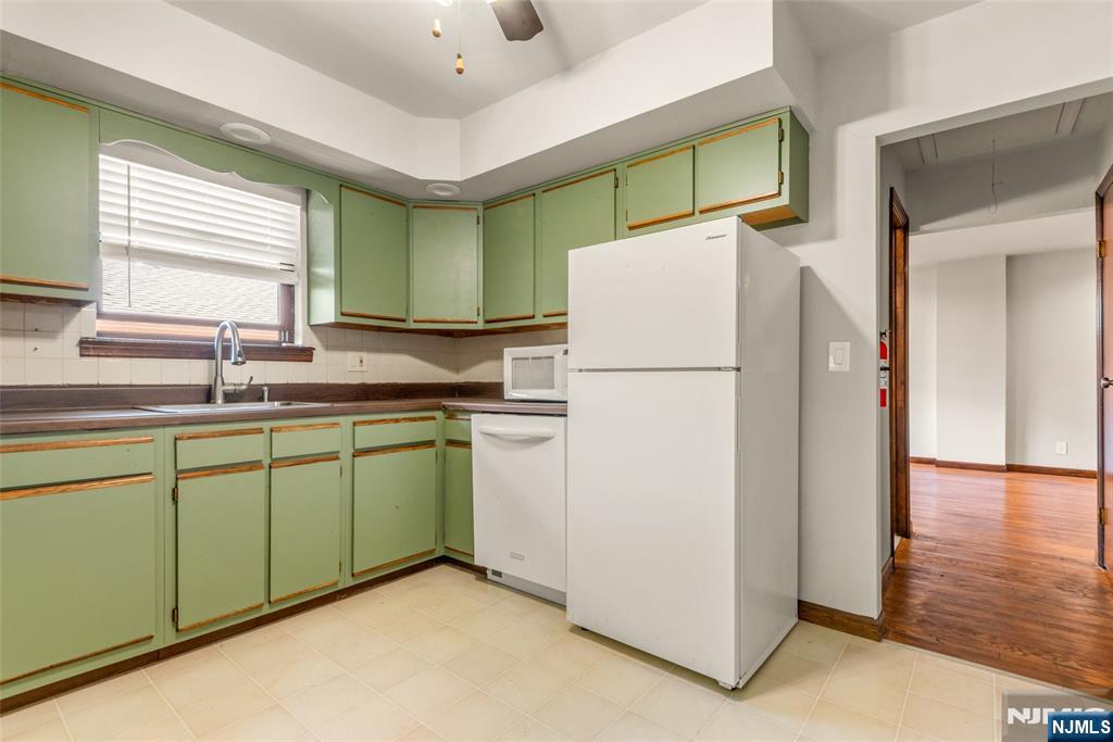 204 Terhune Avenue F Property Photo 7