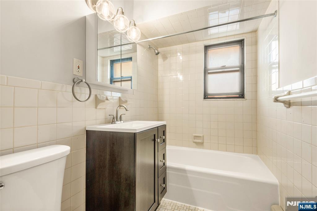 204 Terhune Avenue F Property Photo 11
